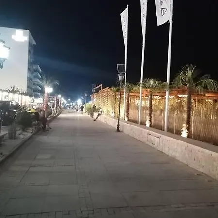 Apartment Breeze Way Apartment, 10 Metri De Plaja Navodari