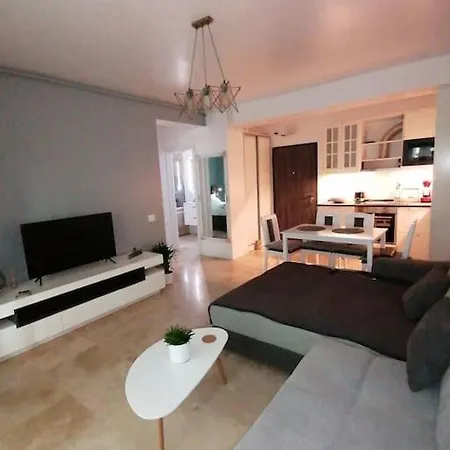 Breeze Way Apartment, 10 Metri De Plaja Appartement *