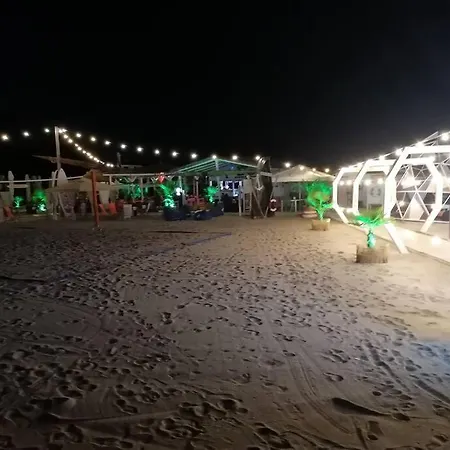 Breeze Way Apartment, 10 Metri De Plaja