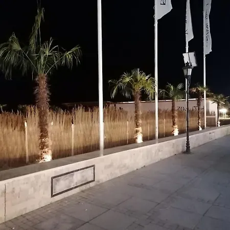 Breeze Way Apartment, 10 Metri De Plaja Appartement *