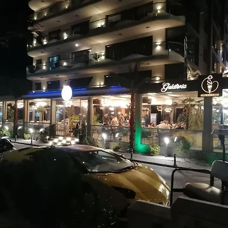 Appartement Breeze Way Apartment, 10 Metri De Plaja *