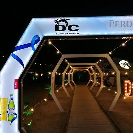 公寓 Breeze Way Apartment, 10 Metri De Plaja